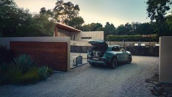 Porsche Cayenne Electric and Cayenne Turbo Electric