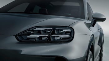 Porsche Cayenne Electric and Cayenne Turbo Electric