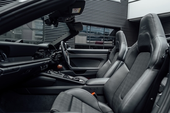 911 T