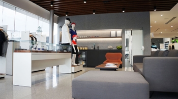 Porsche Centre Newcastle Interior