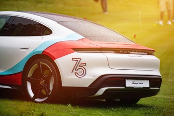 PORSCHE GOLF