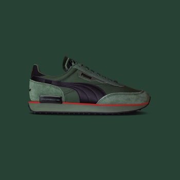 Icons of fast: Porsche and PUMA unveil limited shoe series inspired by the 911 Turbo