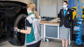 Porsche Taycan drifts into the Guinness World Records™ book