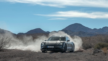 Porsche Turismo Mountains