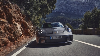 Porsche 911 GT3  front view