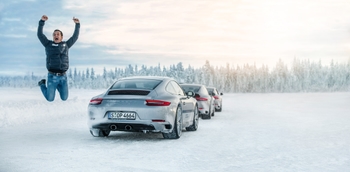 911 R