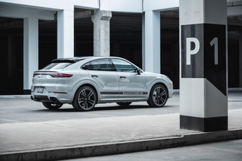 Porsche Centre Markham