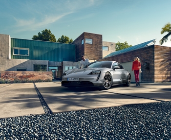 Pfaff Porsche Vaughan Ontario