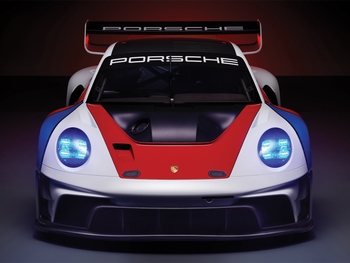 Porsche 911 RSR - Porsche Prestige