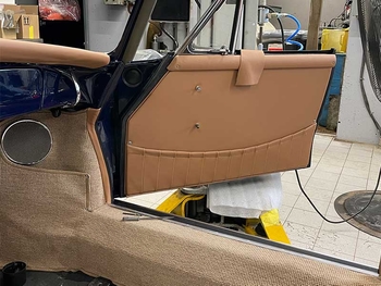 Porsche Prestige - Classic Restoration