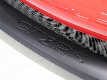 911 GT2 RS - Porsche Prestige