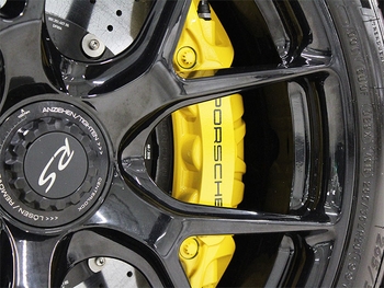 911 GT2 RS - Porsche Prestige