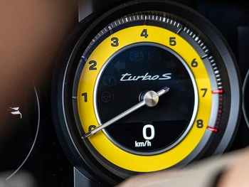 Porsche Prestige 922 albert blue