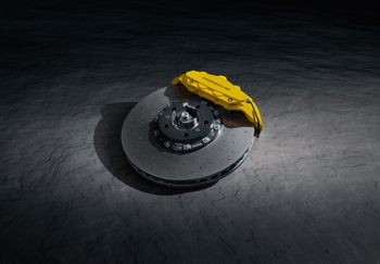 Maserati MC20 2022 vs 911 turbo S 2022