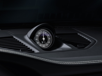 Maserati MC20 2022 vs 911 turbo S 2022