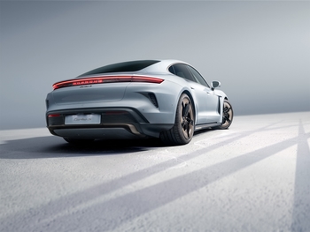 Porsche_Taycan_Porsche_Prestige