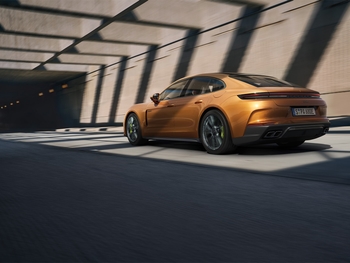 New Porsche Panamera