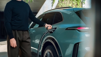 Cayenne Electric Model