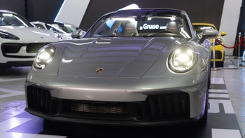 Porsche 911 Carrera GTS