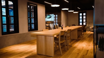 Porsche Studio Hannam