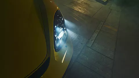 blur-up ls-is-cached lazyloaded