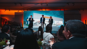 Inauguración del nuevo Porsche Centre López Mateos.