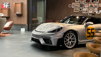 Interior of Porsche Studio