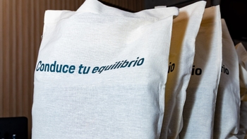 Porsche official tote bags
