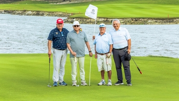jugadores en campo de golf en golf cup sureste en merida