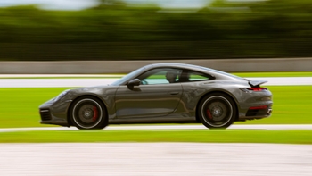 Porsche 911 en la pista
