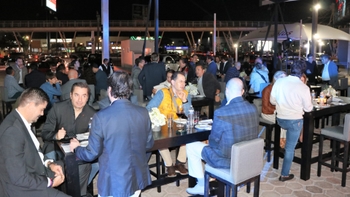 Porsche Pre-Owned Car Center Angelóplis