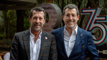 75 aniversario porsche, una fiesta llena de colores, lujo y deportividad.