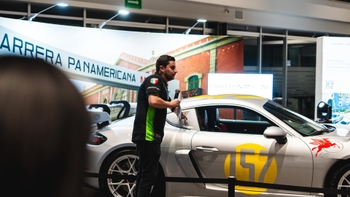 Tour 718 Cayman GT4 RS en Querétaro