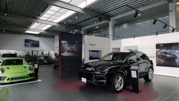 Autos Porsche en concesionario