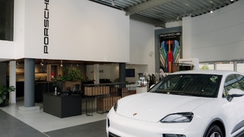 Autos Porsche en concesionario