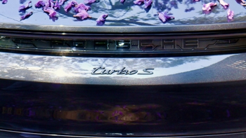 Porsche Taycan Eléctrico