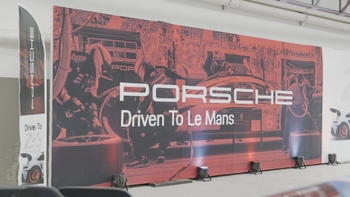 Porsche banner: Drive to Le Mans