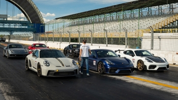 Porsche 911 models ready to take off