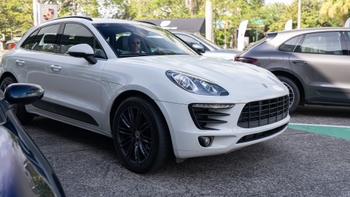 Porsche celebra la navidad en Panama