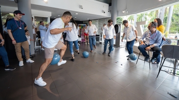 Porsche celebra la navidad en Panama