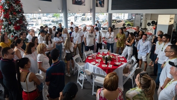 Porsche celebra la navidad en Panama