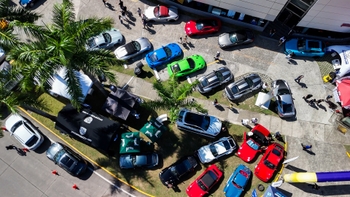 Autos Porsche en exhibidos en evento Concurso a la Elegancia