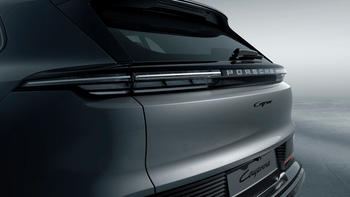 Close up of the rear lights