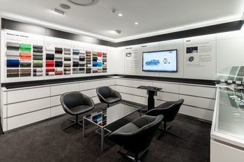 Gallery 9
