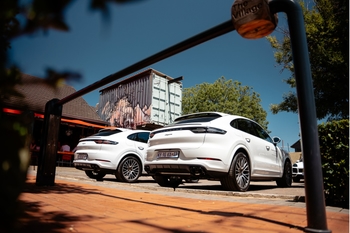 Cayenne Platinum Edition Extended Test Driving Event (1)