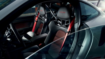 Салон Porsche 911 GT3 RS, сидіння