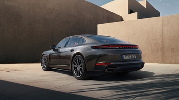 Porsche Panamera 4