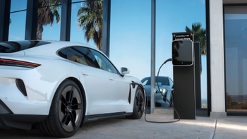 Porsche Taycan, зарядна станція