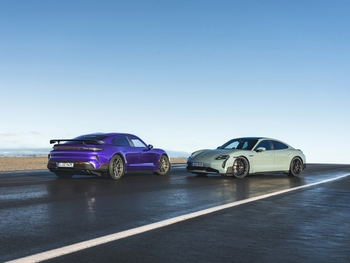 Expressive appearance: the new Porsche 99X Electric