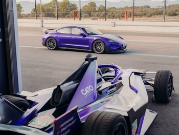 Expressive appearance: the new Porsche 99X Electric